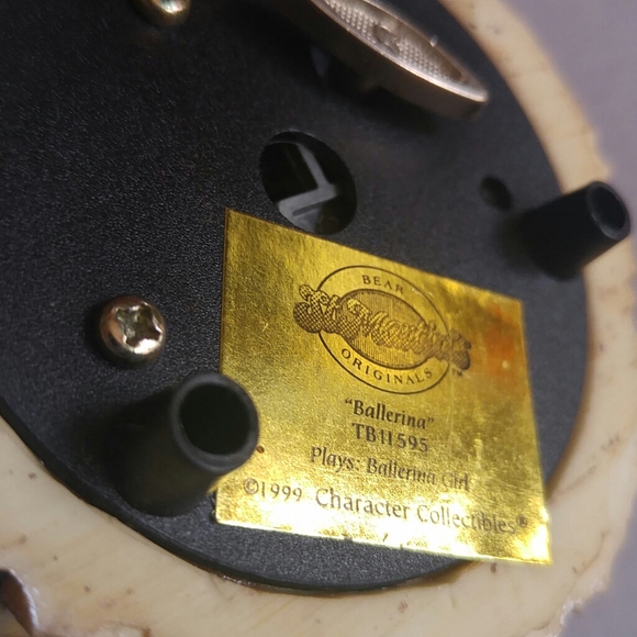 Figurine...🐻Ballerina Bear🐻💃🐻 - Picture 7 of 8